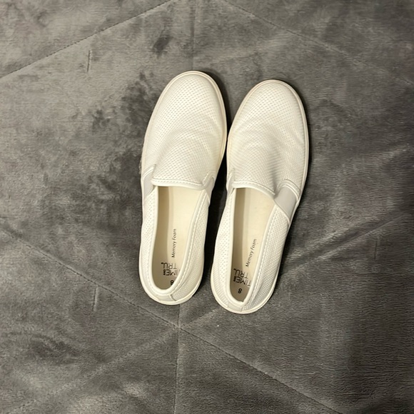 White Memory foam slip on sneakers - Picture 1 of 5